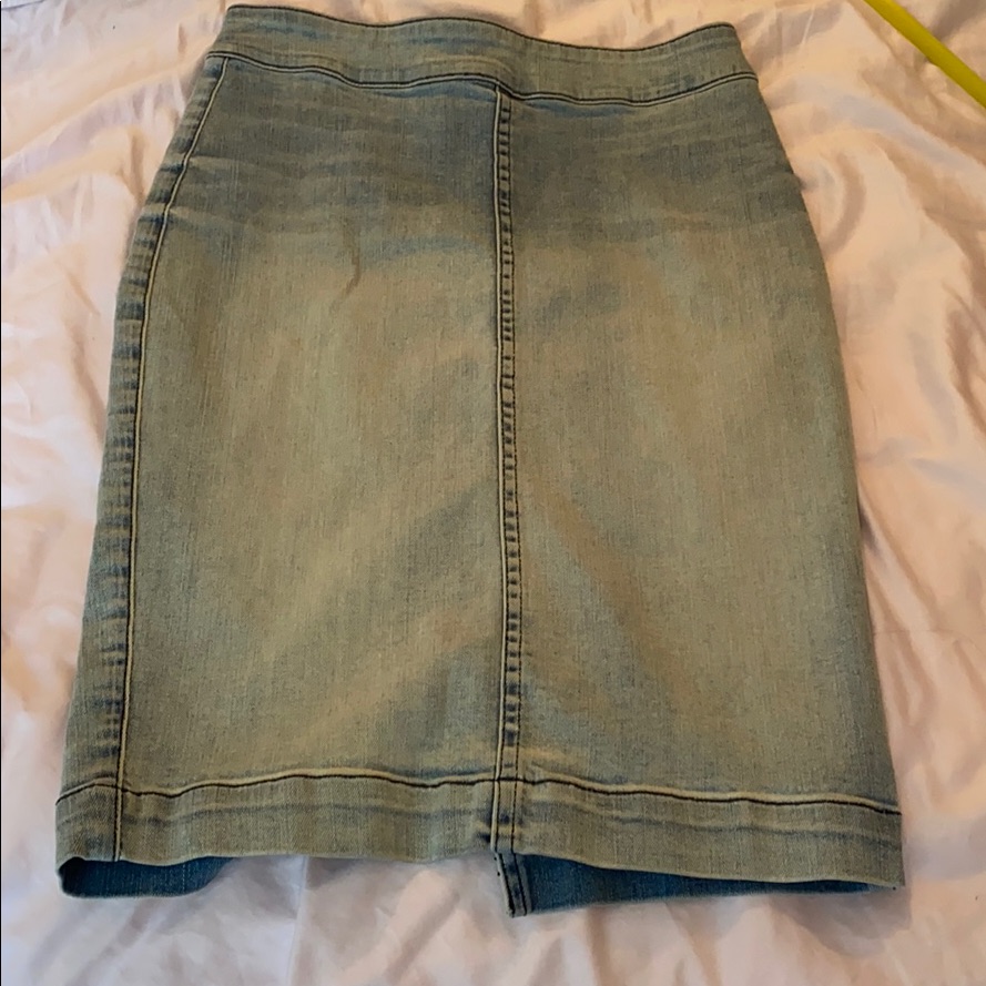 Long High Waisted Denim Skirt By The Casting